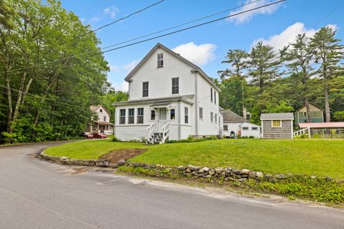 33 Maple Street, Limerick, ME, 04048 | Card Image