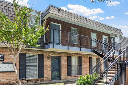 apt-28-9007 Gaylord Dr, Houston, TX, 77024-2979 | Card Image