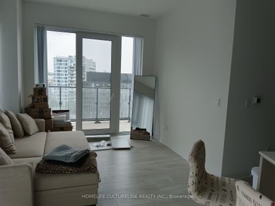 1016 - 8 Tippett Rd, Condo with 2 bedrooms, 2 bathrooms and 1 parking in Toronto ON | Image 3