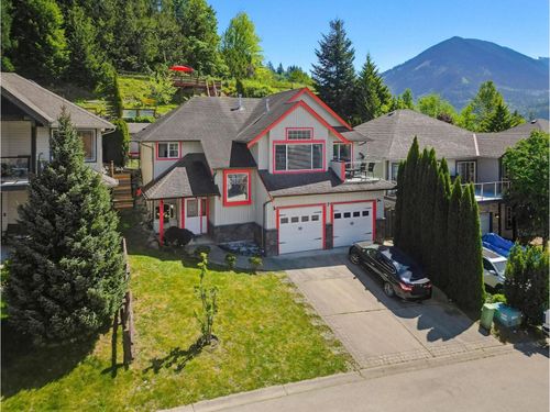 46082 Bridle Ridge Cres, Chilliwack, BC, V2R5W3 | Card Image