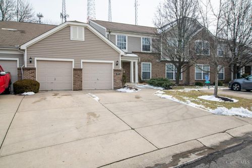 870 Southmeadow Cir, Cincinnati, OH, 45231 | Card Image