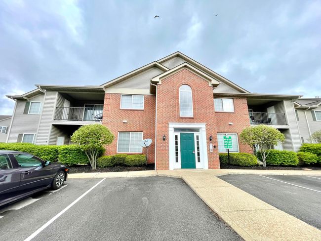 647 Spring Valley Dr, Condo with 2 bedrooms, 2 bathrooms and null parking in Lewis Center OH | Image 28