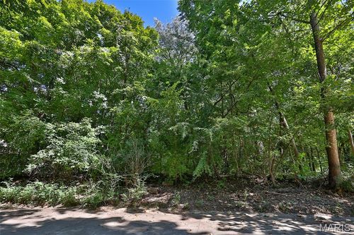 1013 Berry Ln, Edwardsville, IL, 62025-3756 | Card Image