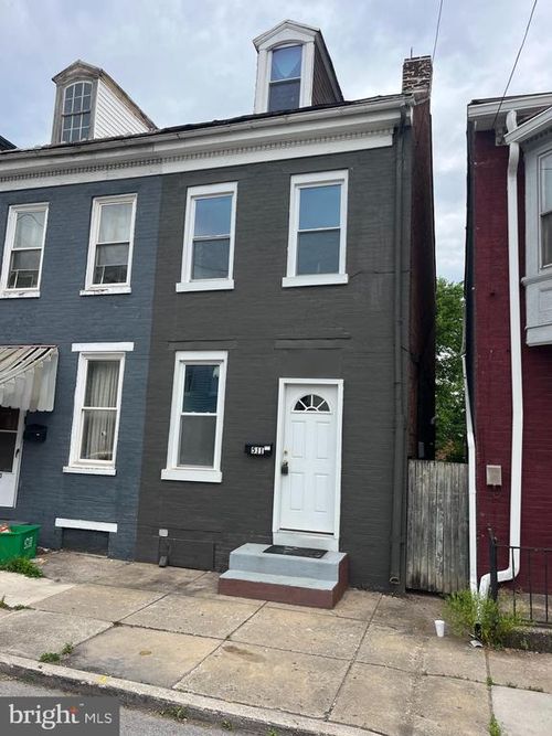 511 W Philadelphia St, YORK, PA, 17401-3323 | Card Image