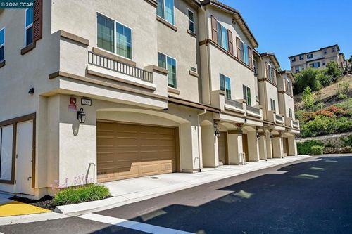 296 Laurel Knoll Dr, Martinez, CA, 94553-3909 | Card Image