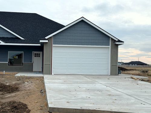 1150 Vista Sur Dr, Salina, KS, 67401 | Card Image