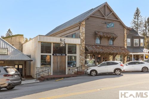 221 N 4th St, Highlands, NC, 28741 | Card Image