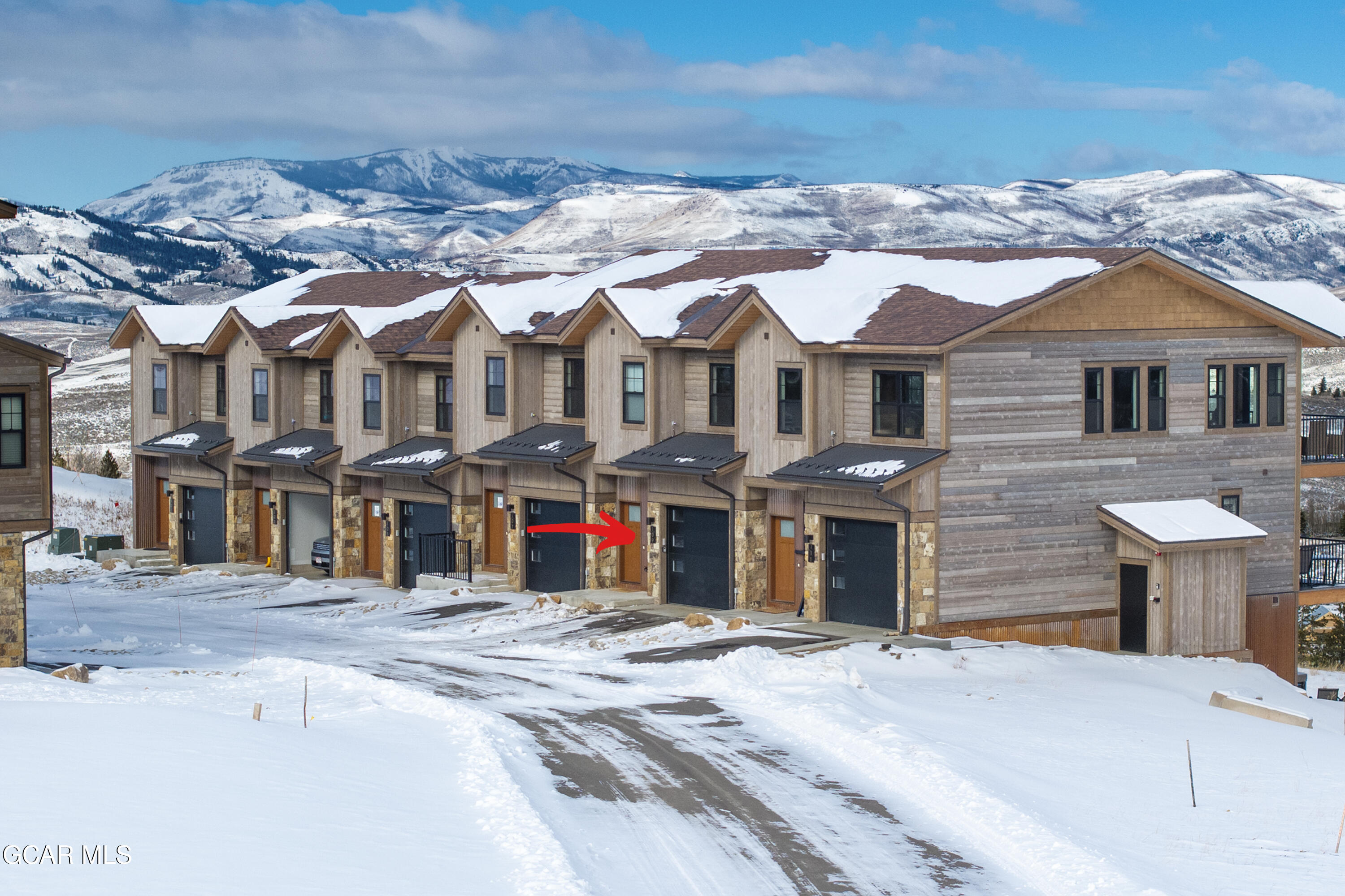 Residential Income in Granby 4