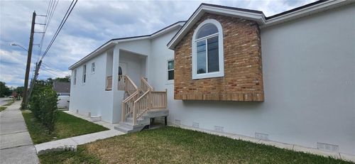 528 Wideview Ave, TARPON SPRINGS, FL, 34689-2338 | Card Image