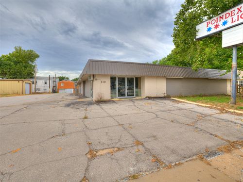 115 S Choctaw, Bartlesville, OK, 74003 | Card Image