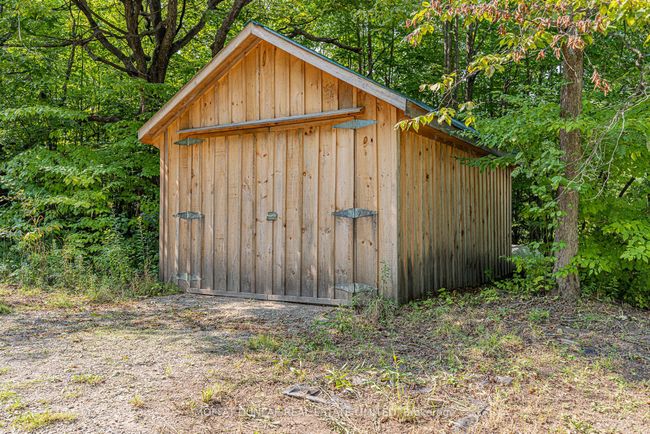 16089 Shaws Creek Rd, House other with 3 bedrooms, 3 bathrooms and 10 parking in Caledon ON | Image 32