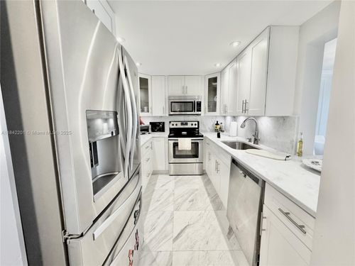 apt-23j-1400 Sheridan St, Hollywood, FL, 33020-2258 | Card Image