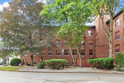 apt-4f-335 Cypress St, Manchester, NH, 03103-3606 | Card Image