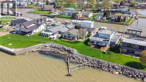 19060 Peninsula St, Tilbury, ON, N0P2L0 | Card Image