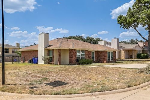 113 Oak Wood Ln, Kennedale, TX, 76060-5420 | Card Image