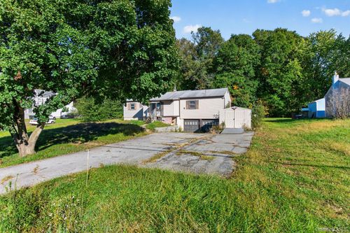 662 S Drury Lane, Newburgh-Town, NY, 12575 | Card Image