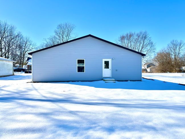 521 N Swain St, House other with 3 bedrooms, 2 bathrooms and null parking in Ingalls IN | Image 4