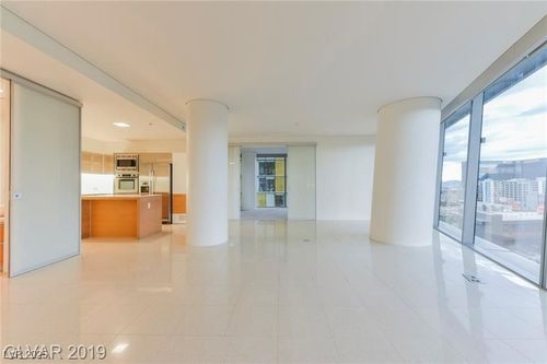 707-3726 Las Vegas Blvd S, Las Vegas, NV, 89158 | Card Image