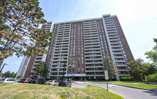 801-4 Kings Cross Rd, Brampton, ON, L6T3X8 | Card Image