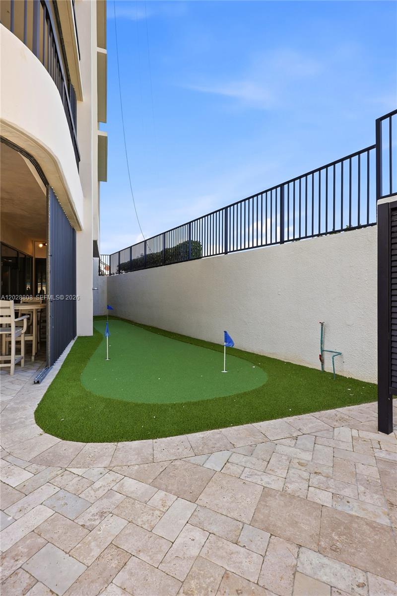 Residential in Singer Island 3