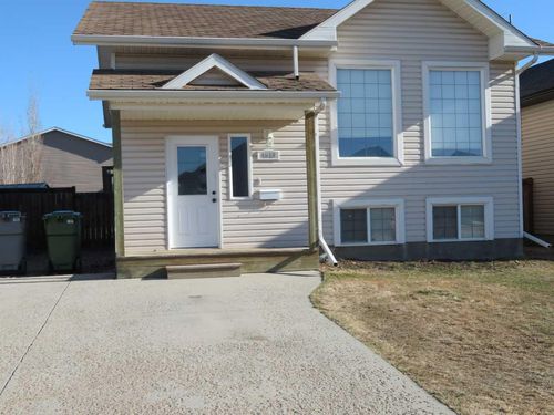 4818 18 Street, Lloydminster, AB, S9V1K1 | Card Image