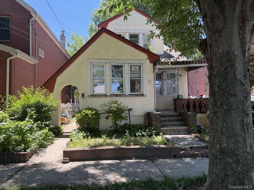160-16 78th Avenue, New York, NY, 11366 | Card Image