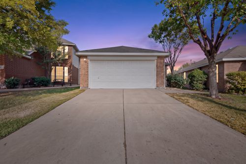 11529 Petunia Dr, Fort Worth, TX, 76244-7717 | Card Image