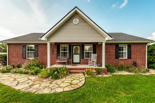1051 Pinnacle Way, Castalian Springs, TN, 37031-4774 | Card Image