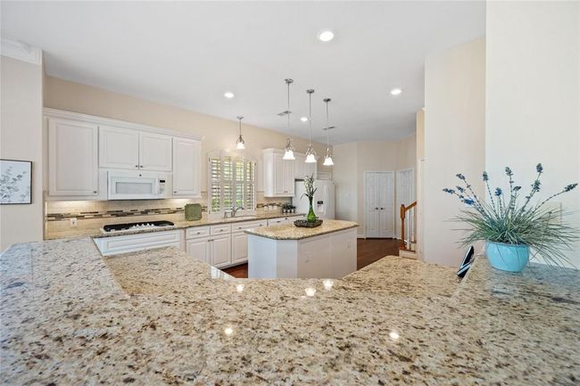 2510 Pebble Stream Ct, House other with 4 bedrooms, 4 bathrooms and 3 parking in Kingwood TX | Image 12