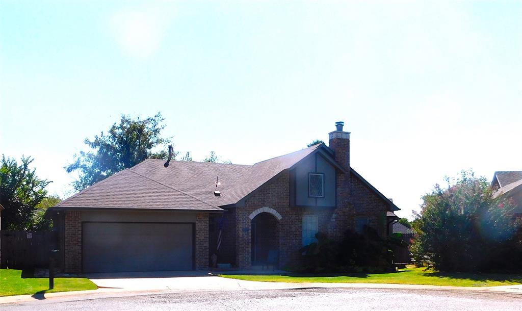 Alturas Ct, Oklahoma City, OK 73120