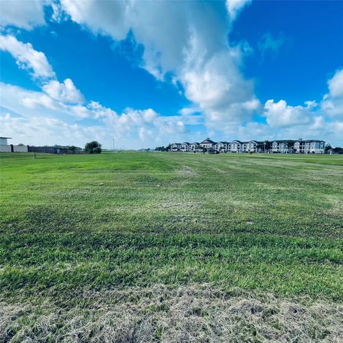 0 Loop 197 N, Texas City, TX, 77590 | Card Image