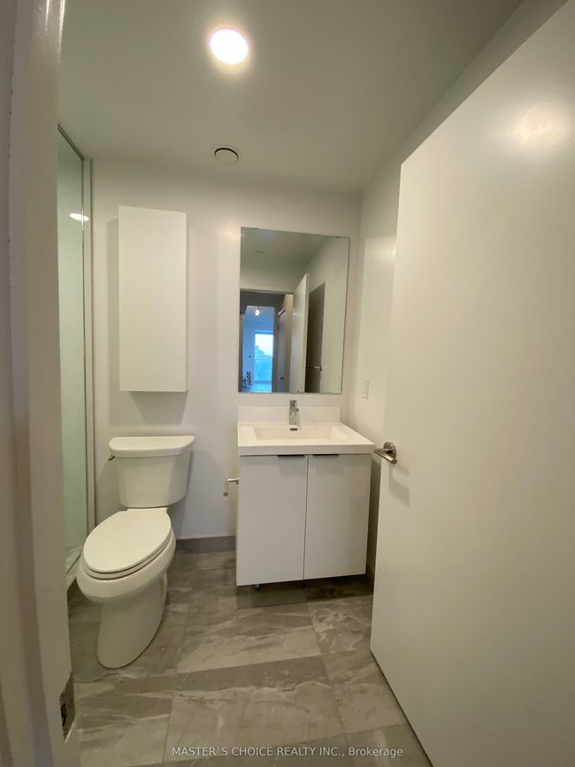 807 - 20 O'neill Rd, Condo with 2 bedrooms, 2 bathrooms and null parking in North York ON | Image 7