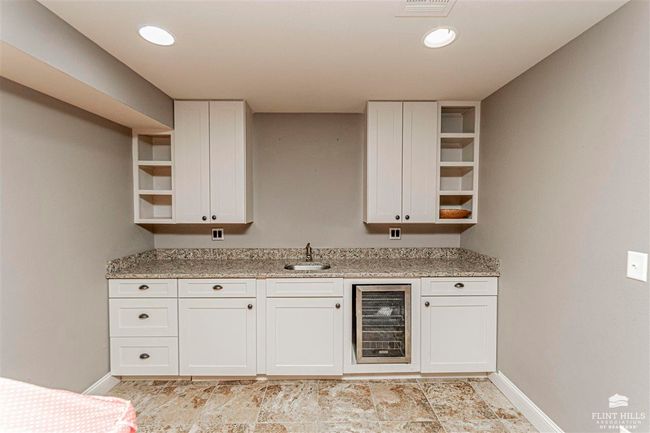 1109 S Mill Point Cir, House other with 4 bedrooms, 3 bathrooms and null parking in Manhattan KS | Image 30