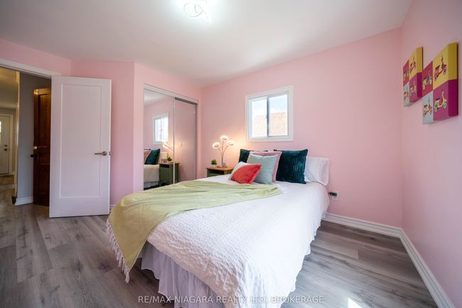 4749 Epworth Cir, House other with 4 bedrooms, 3 bathrooms and 4 parking in Niagara Falls ON | Image 29