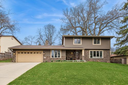 324 Hillcrest Lane, Burnsville, MN, 55337 | Card Image