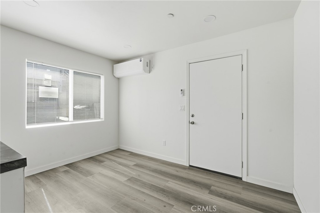 Residential Lease in Inglewood 4