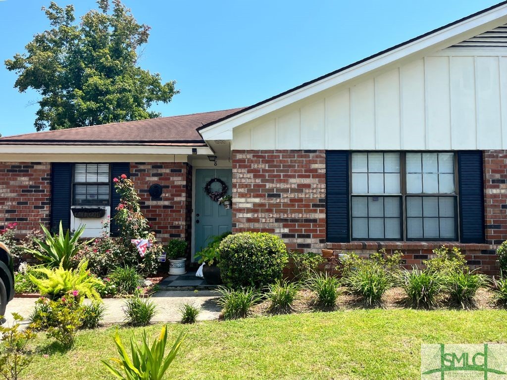Peach Row, Savannah, GA 31419