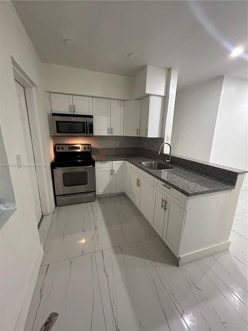 apt-1-2135 Ne 170th St, North Miami Beach, FL, 33162-6216 | Card Image