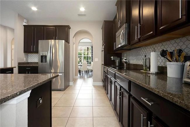 Kitchen | Image 12
