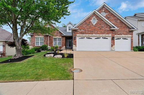 620 Tanya Court Dr, Saint Louis, MO, 63129-2555 | Card Image