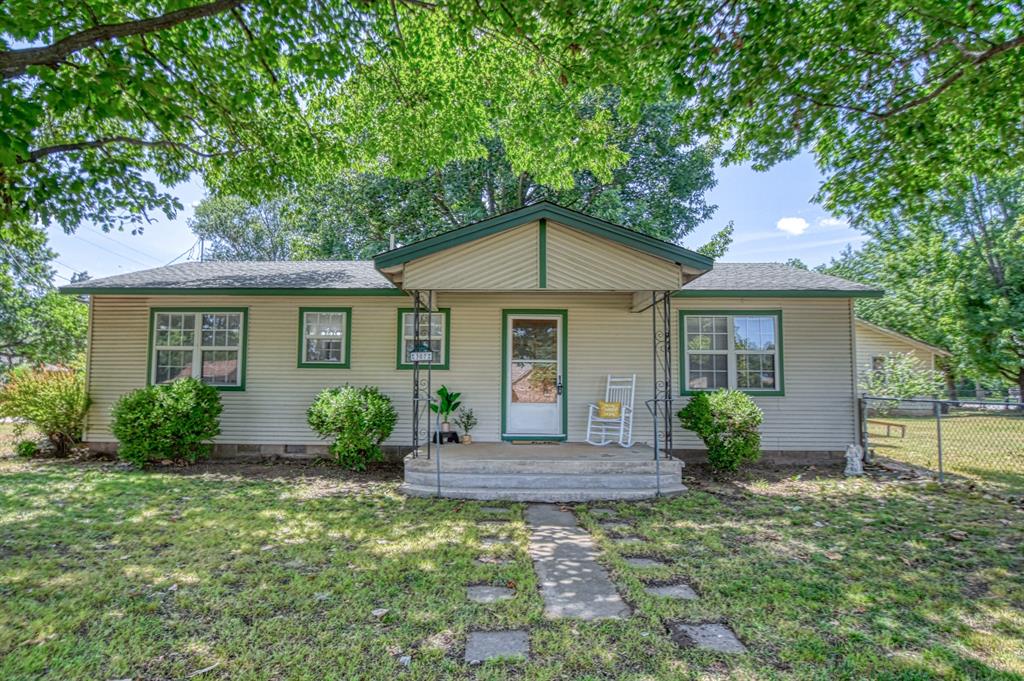 4th St, Lexington, OK 73051