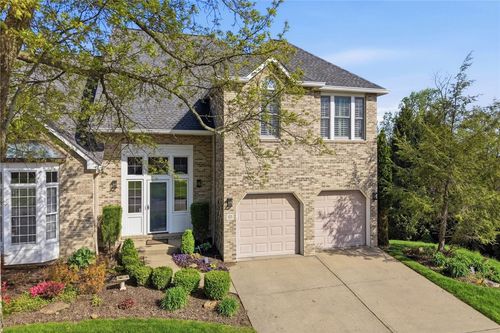 123 Sebago Lake Dr, Sewickley, PA, 15143-9374 | Card Image