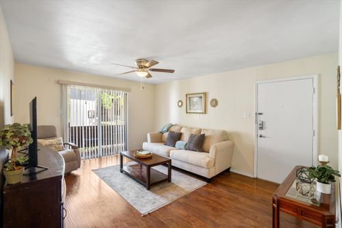 unit-u16-1601 Pennsylvania St, Albuquerque, NM, 87110-5576 | Card Image