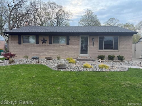 27559 Weddel Ave, Brownstown Twp, MI, 48183-4839 | Card Image