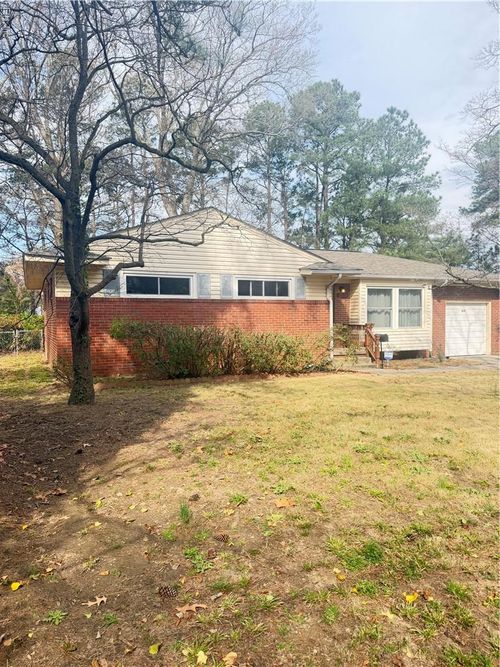 8175 Walters Dr, Norfolk, VA, 23518-2359 | Card Image