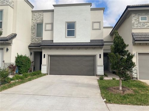 2217 Corales St, Mission, TX, 78573-8514 | Card Image