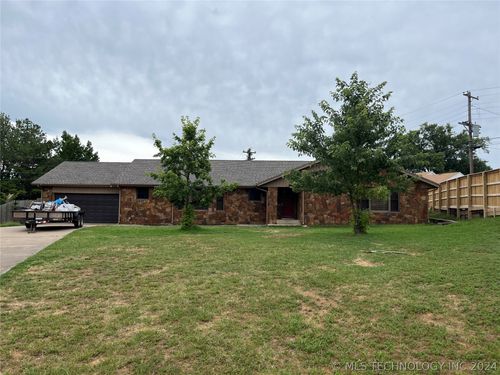 601 Dogwood Court, Cleveland, OK, 74020 | Card Image