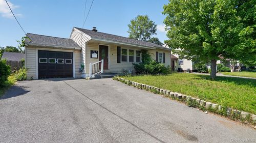 127 Park, Schenectady, NY, 12304 | Card Image
