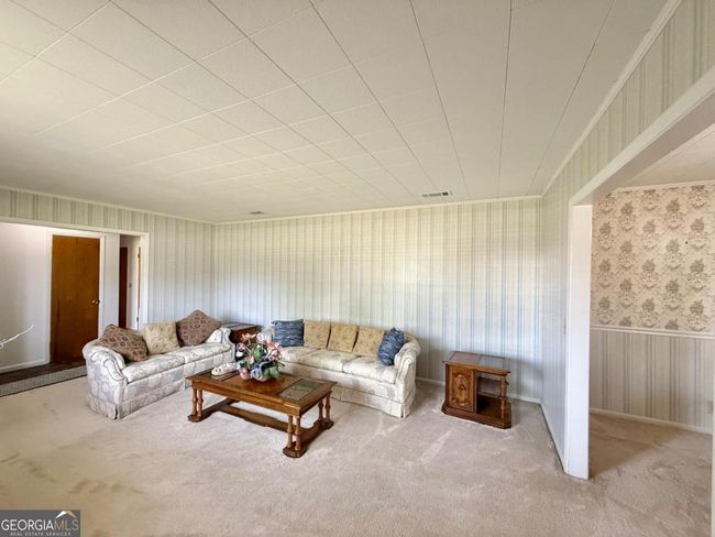 21 Pine St, House other with 3 bedrooms, 2 bathrooms and null parking in Hazlehurst GA | Image 6