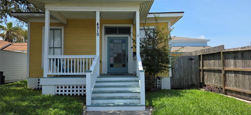 4510 Ave R 1/2, Galveston, TX, 77551 | Card Image